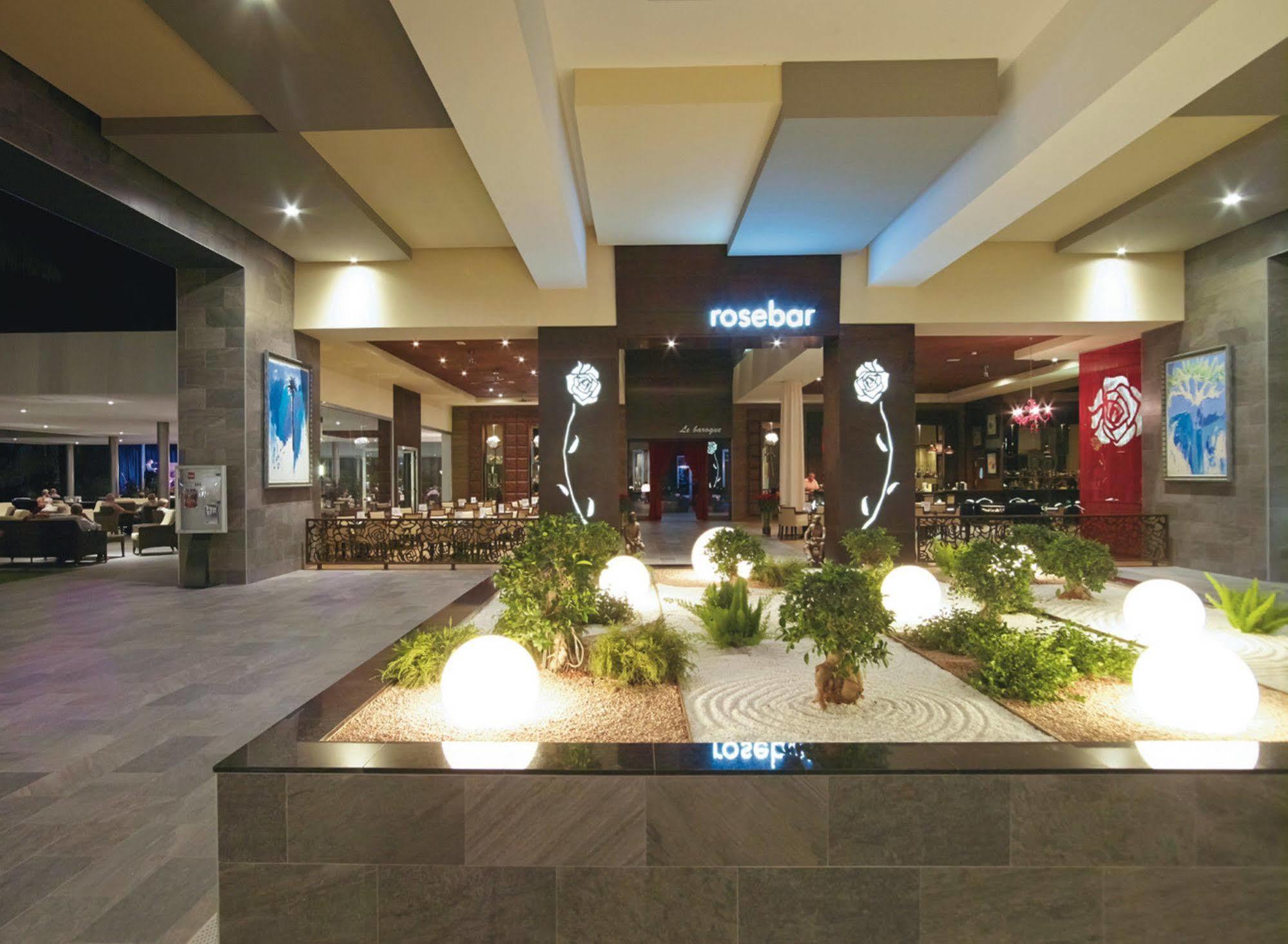 Riu Palace Meloneras Maspalomas  Exterior photo